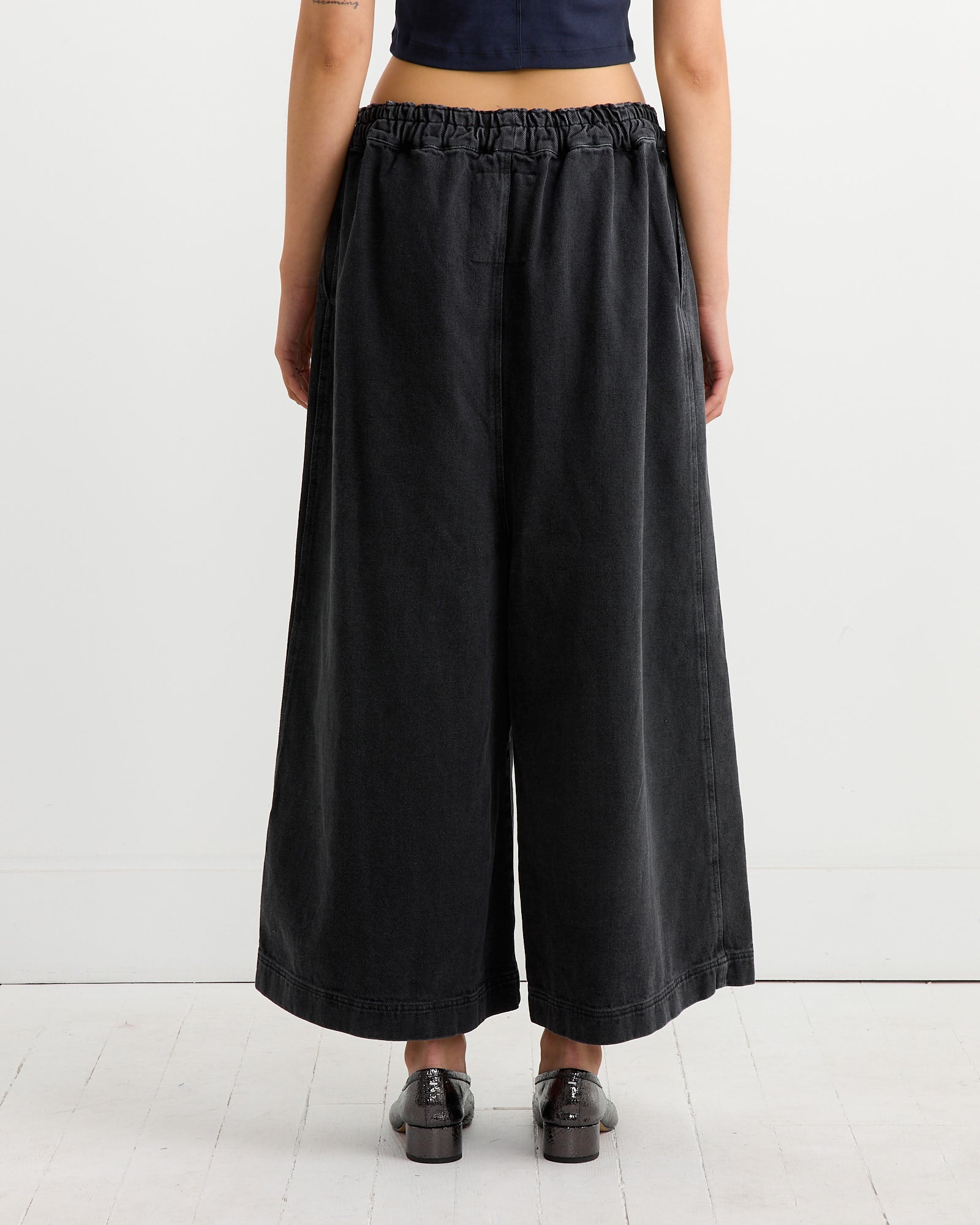 Comfi Pant in Black Stone Wash