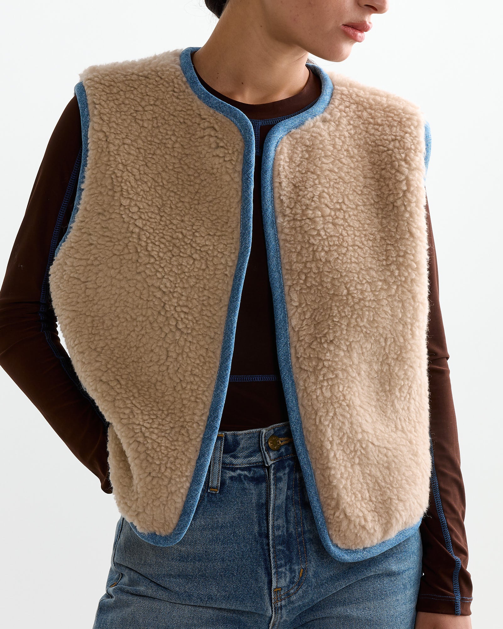 B Sides Reversible Rework Denim Sherpa Vest Oatmeal - Oatmeal / XS/S (264889)