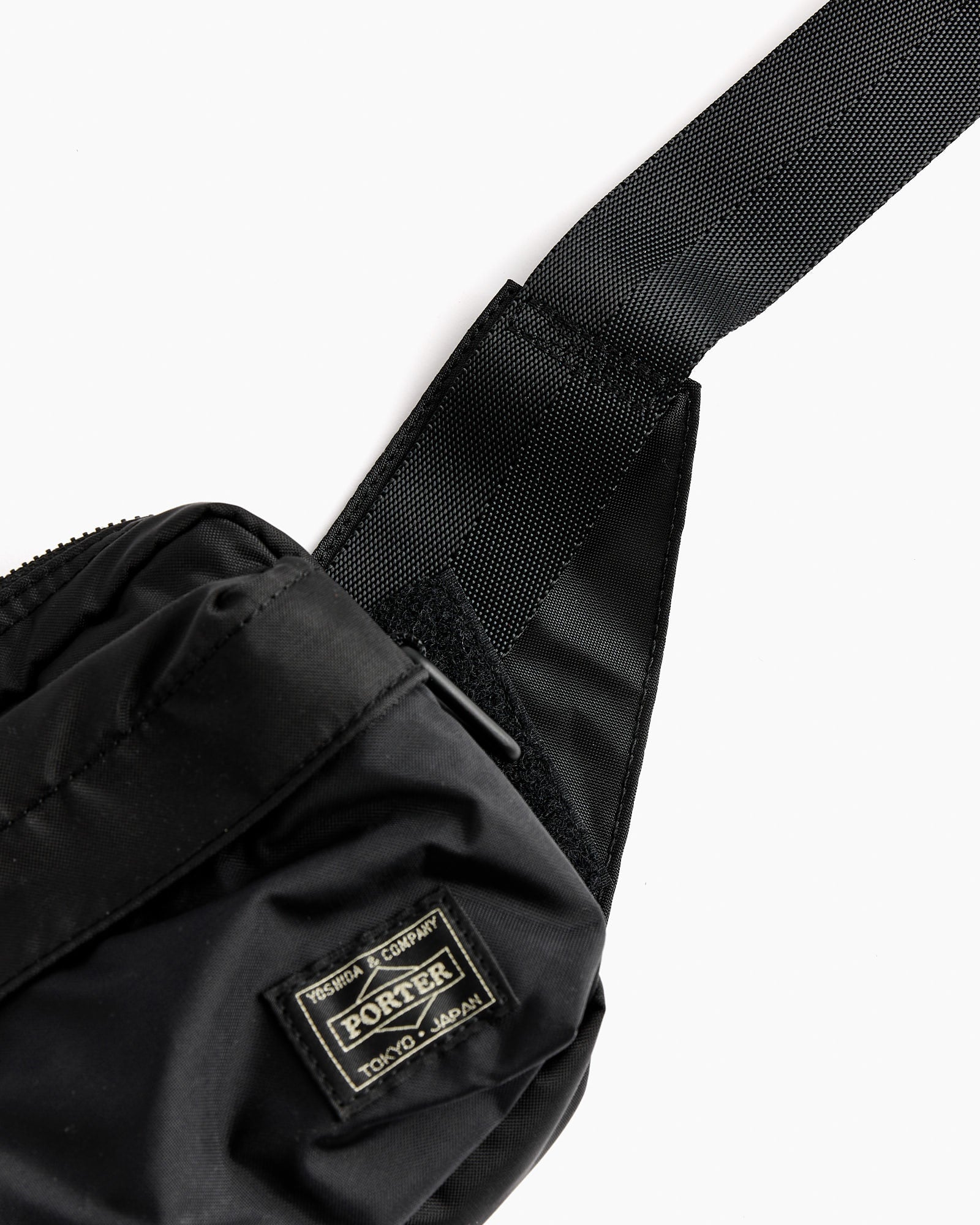 Force 2Way Waist Bag in Black