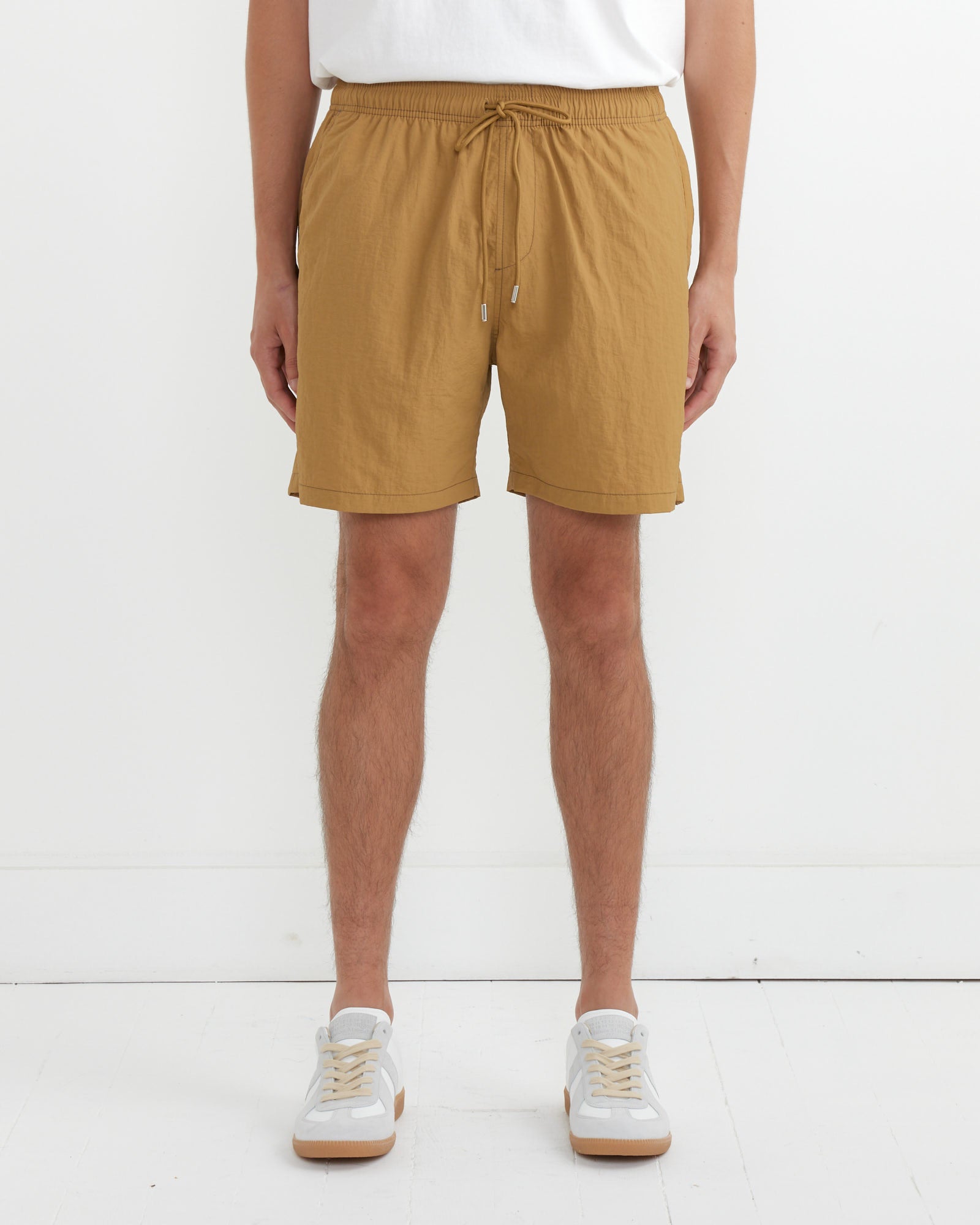 Contrast Stitch SM Short Taslan Nylon in Sand