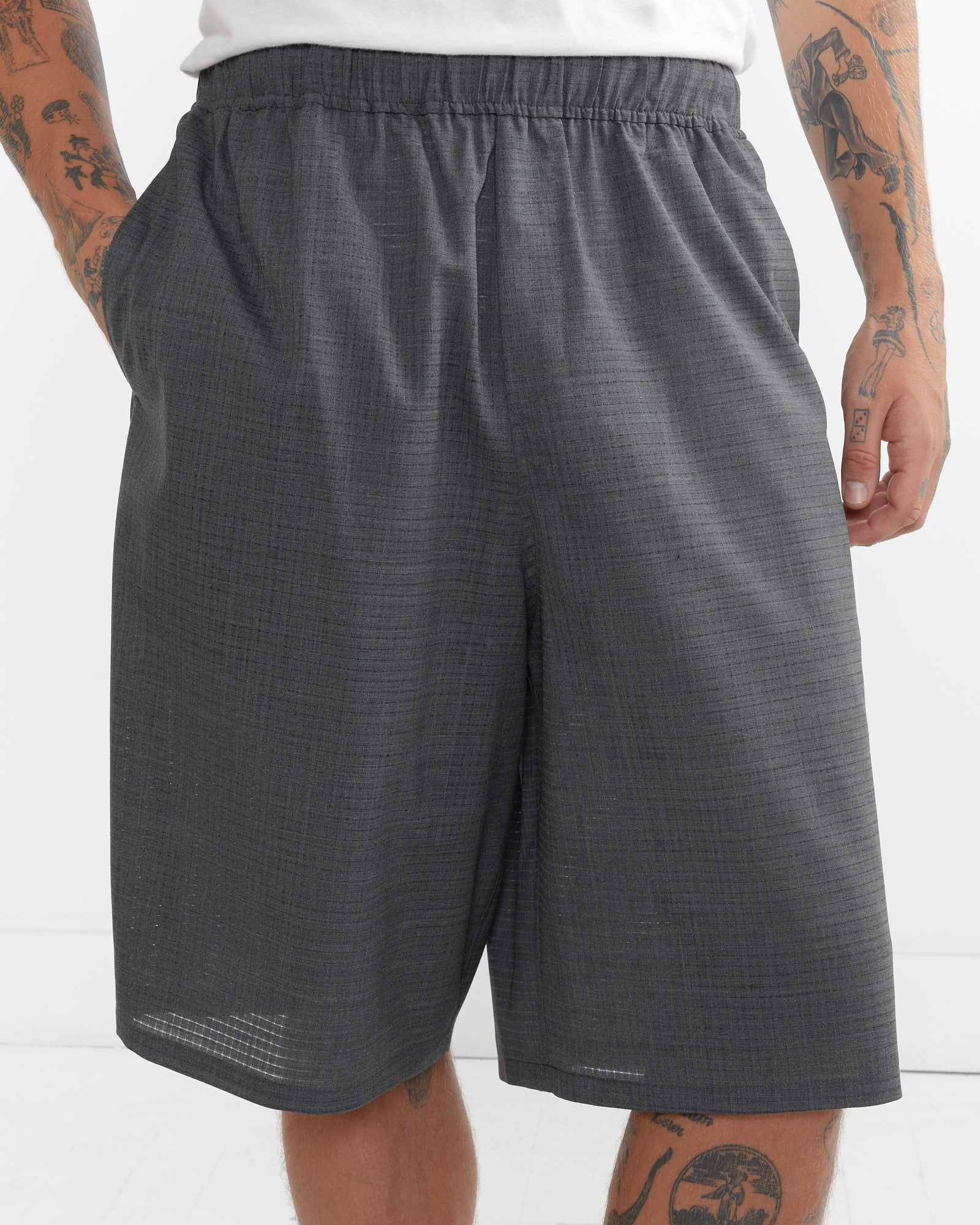 City Short in Air Mesh Grey