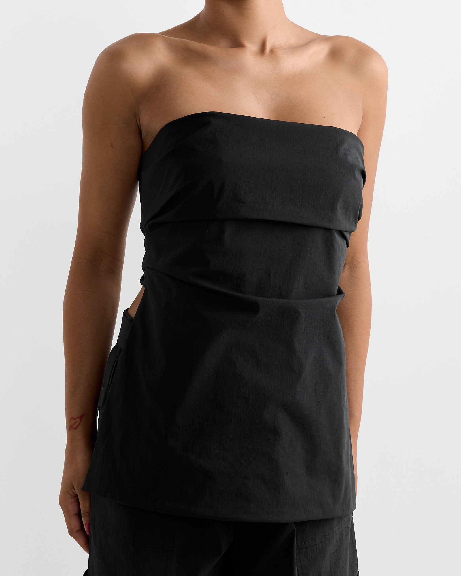 ST. AGNI Strapless Tie Back Top Black - Black / S (266439)