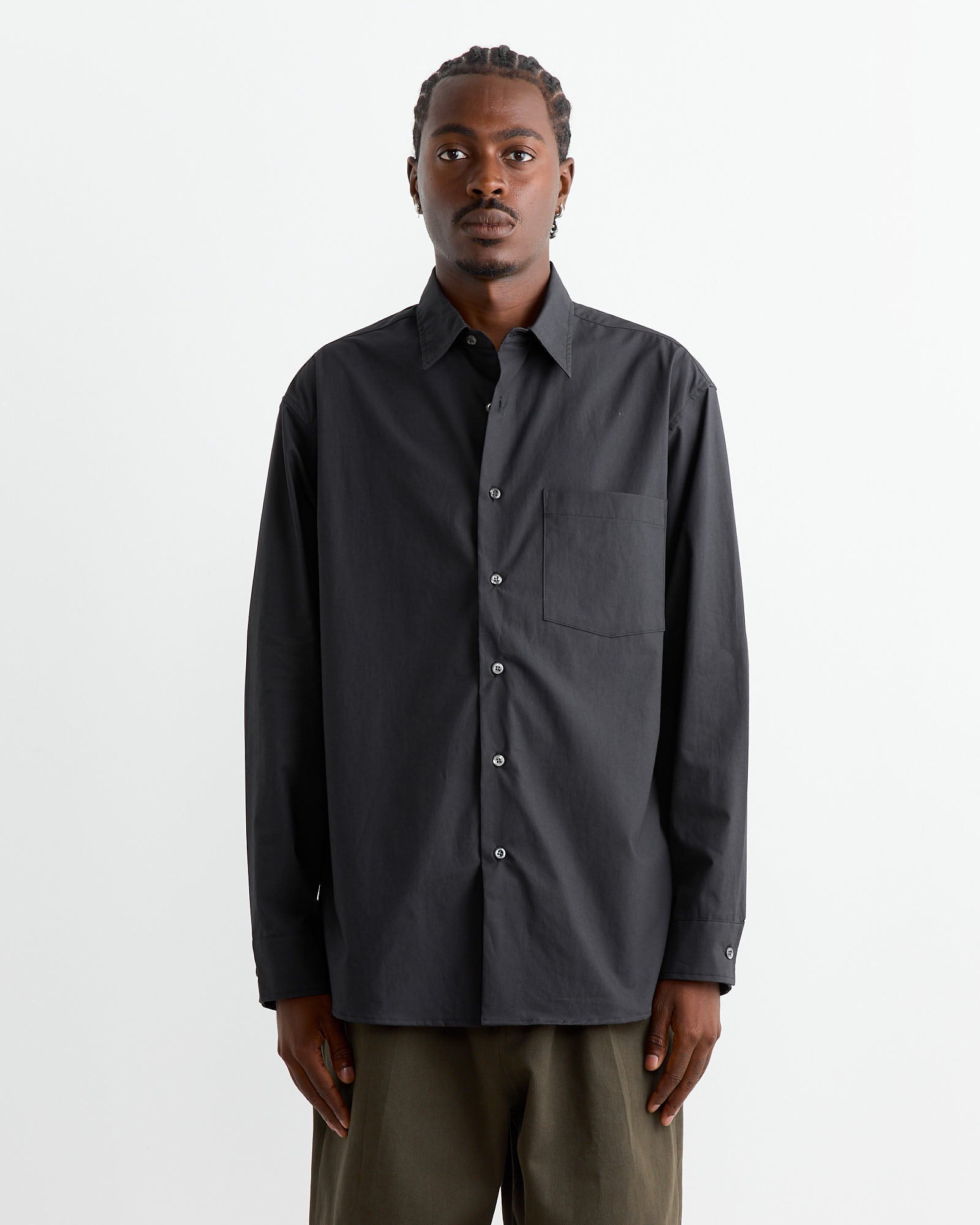 Routine Shirt in Organic Poplin Black