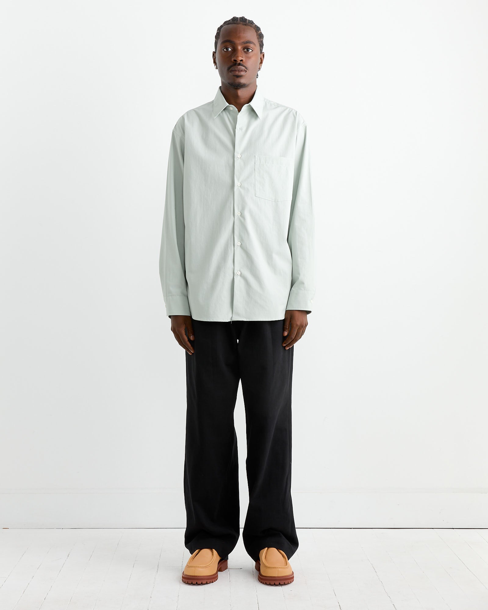 Routine Shirt in Organic Poplin Ice Green