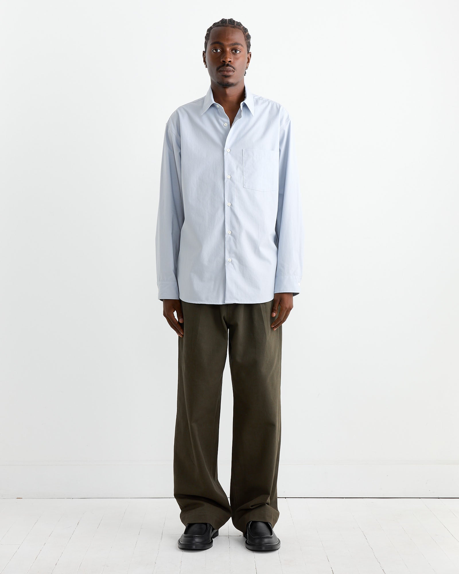 Routine Shirt in Organic Poplin Blue