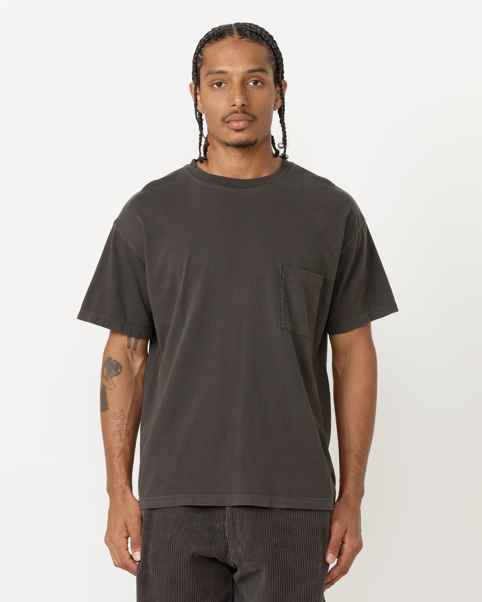 Big Pocket Tee in Washed Grey