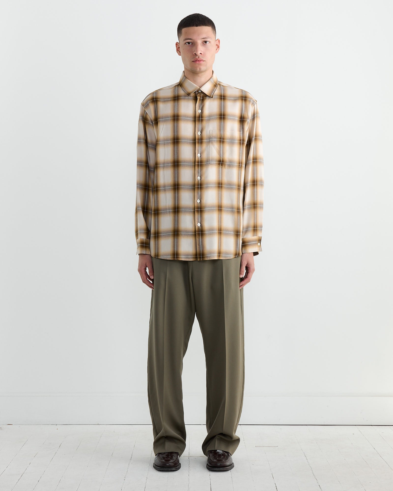 Routine Shirt in Tencel Ombre Plaid Beige