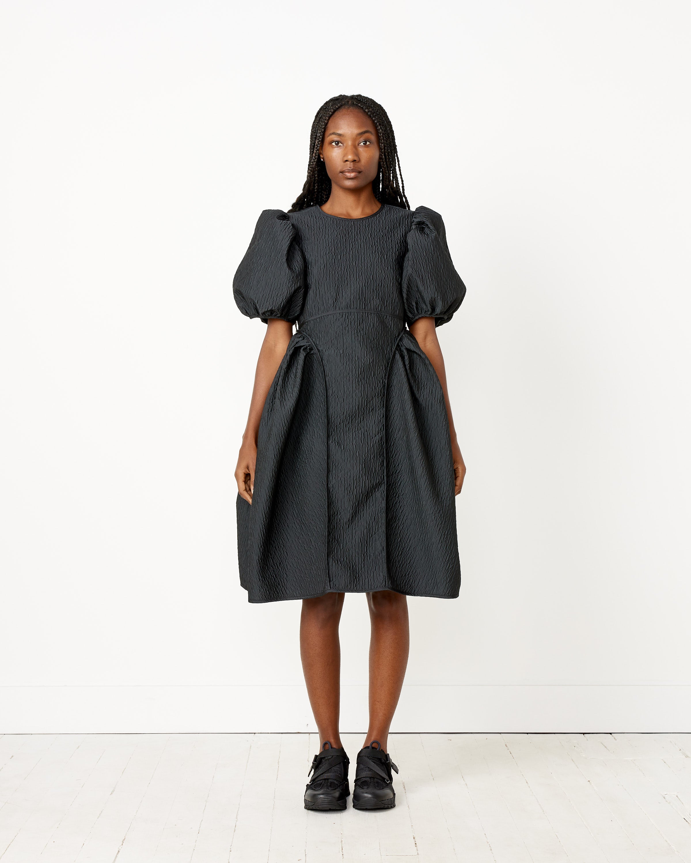 Puff Sleeve Midi Dress in Black