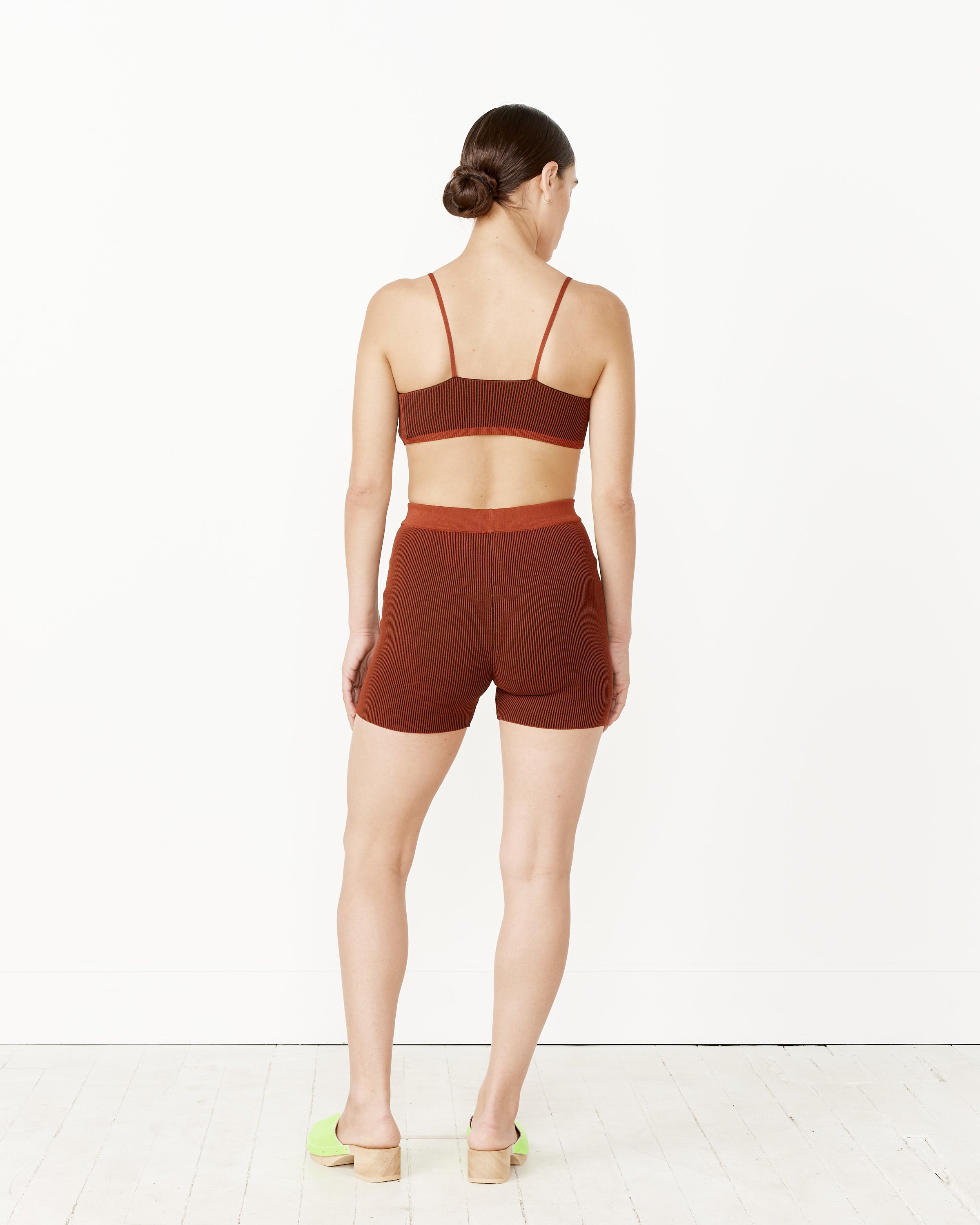 Le Pralu Shorts in Brown