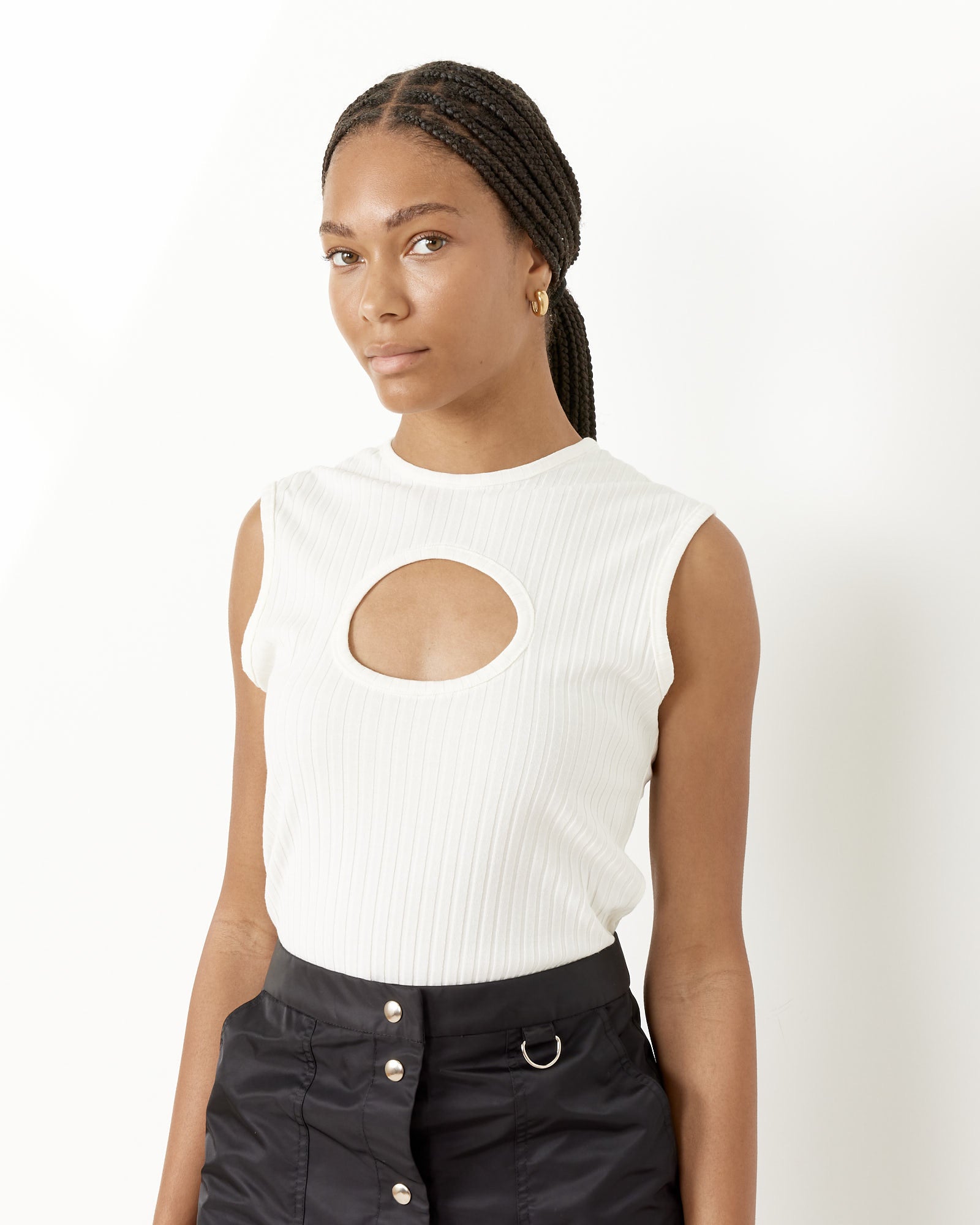 Cut Out Circle Tank